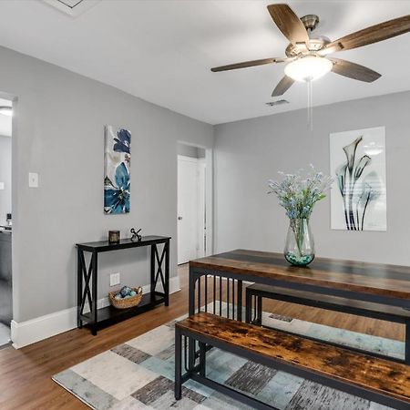 Modern & Cozy East Side Gem ~ Queen Beds ~ Parking Detroit Dış mekan fotoğraf