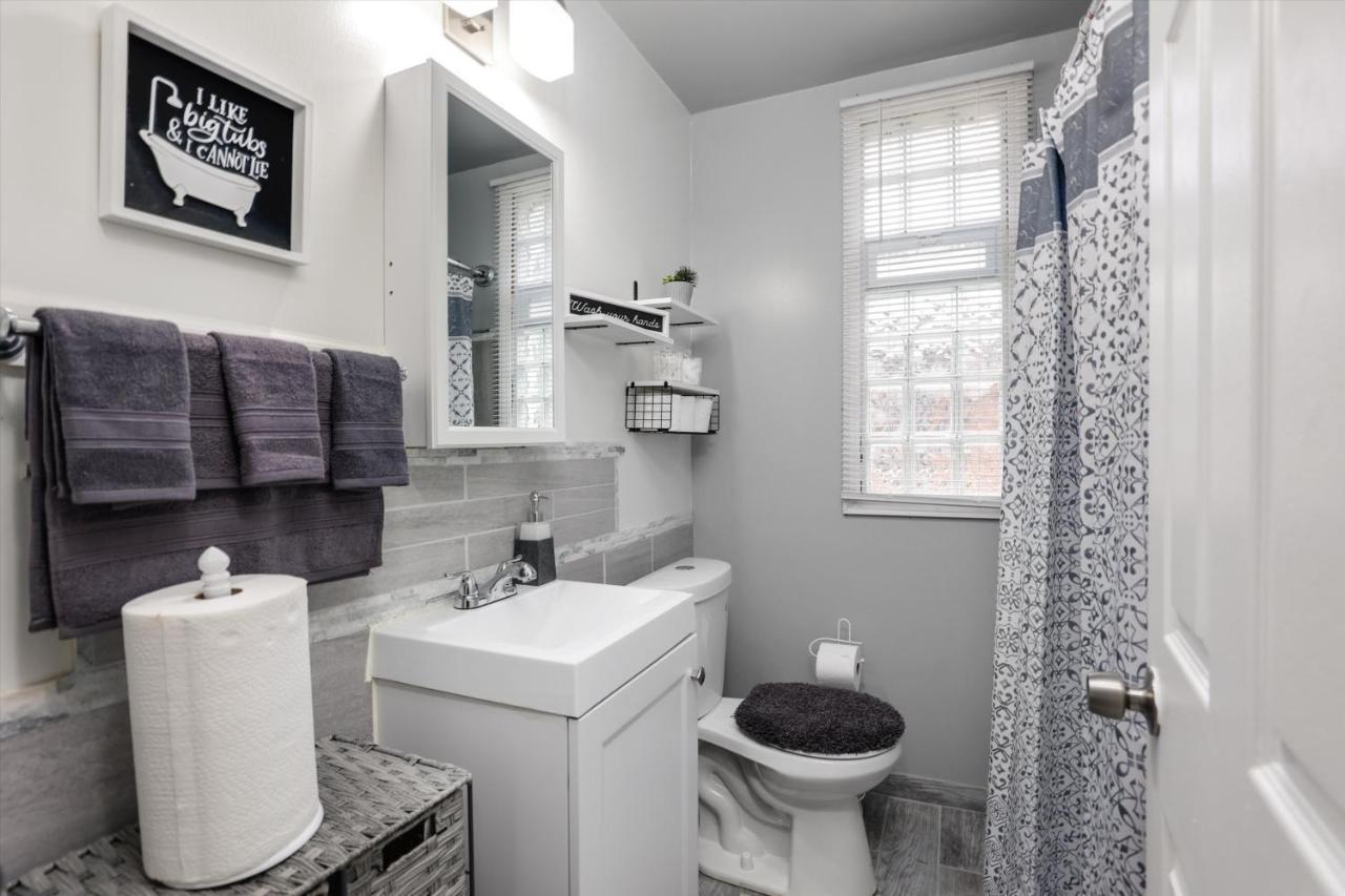 Modern & Cozy East Side Gem ~ Queen Beds ~ Parking Detroit Dış mekan fotoğraf